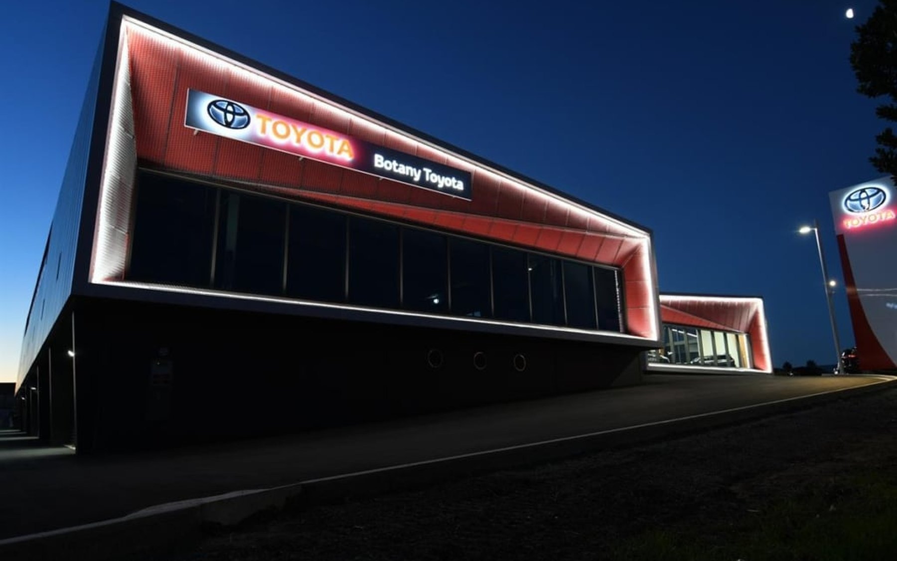 Botany Toyota commercial and retail development