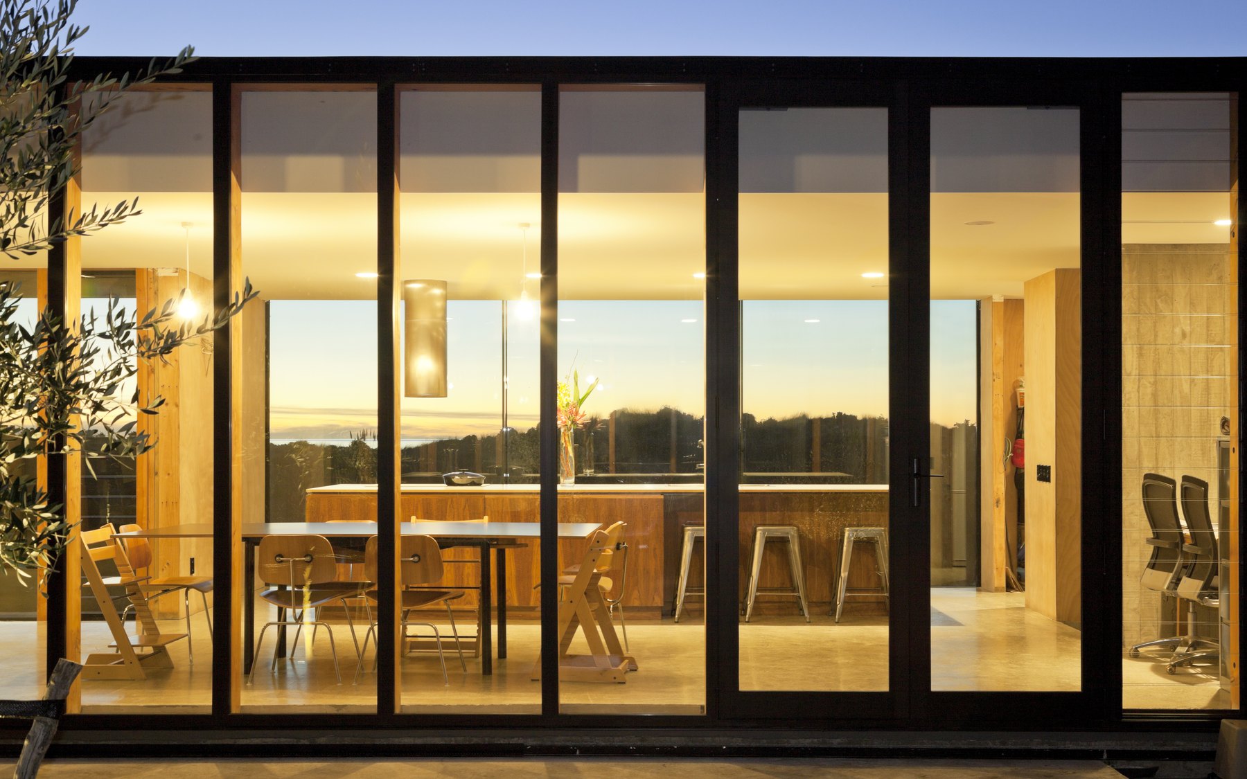 Peka Peka House architectural home
